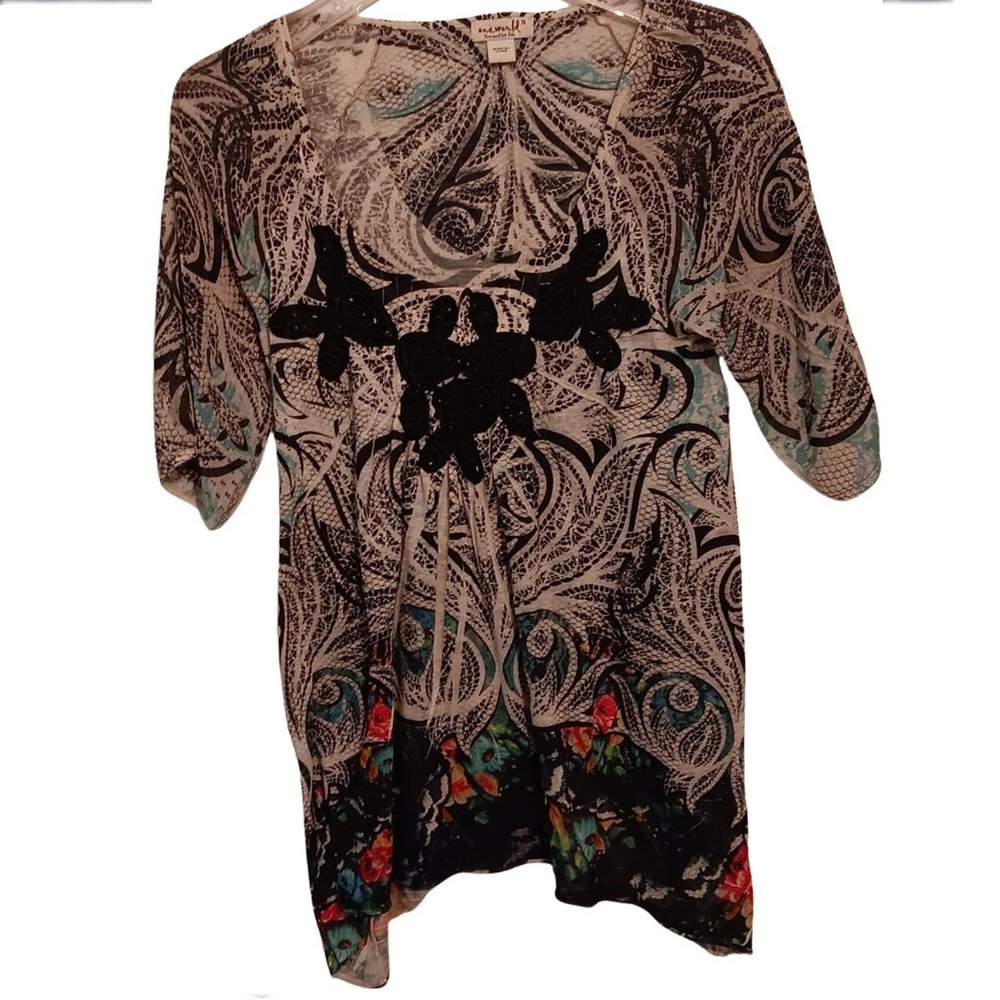 One World Gray with multi colors Size Small